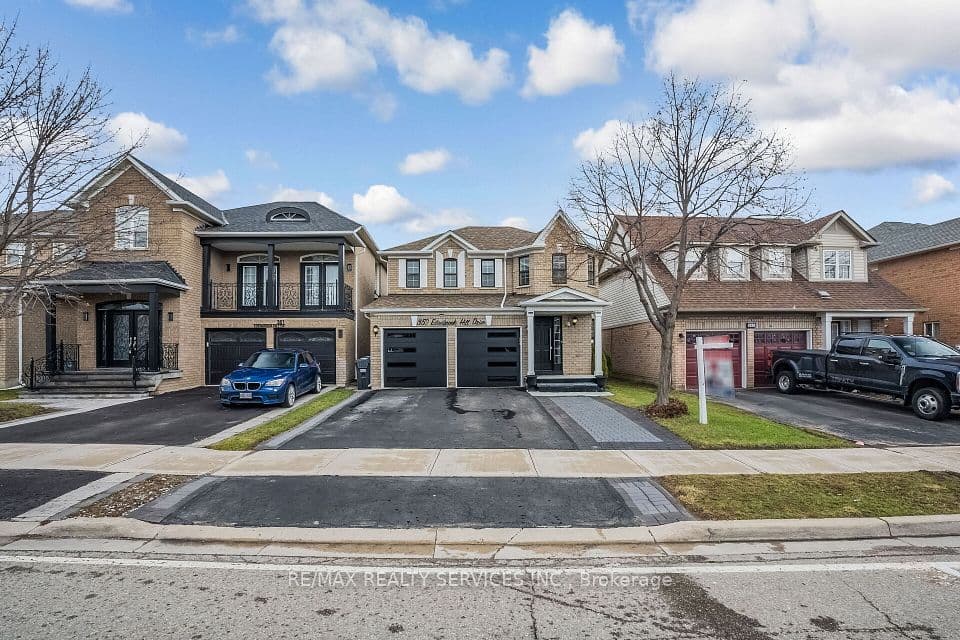 359 Edenbrook Hill Drive, Brampton, ON L7A 2N4 – photo 2