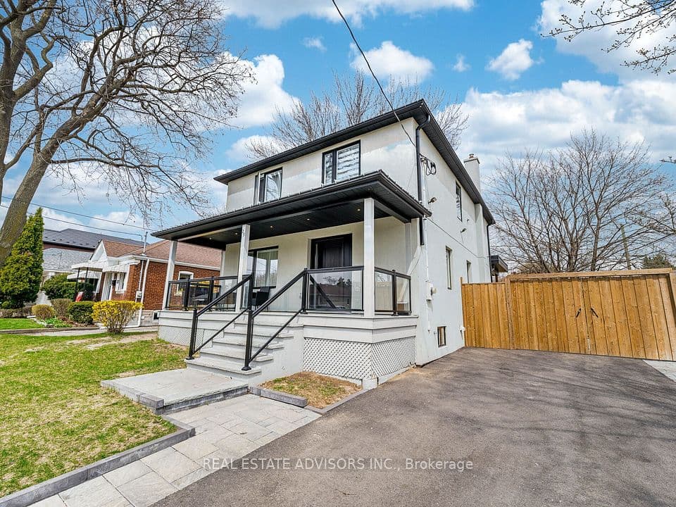 29 Ranwood Drive, Toronto, ON M9N 3G2 – photo 3