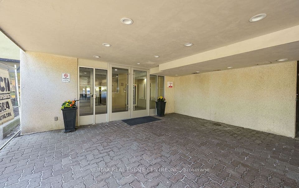200 Robert Speck Parkway 2006, Mississauga, ON L4Z 1S3 – photo 3