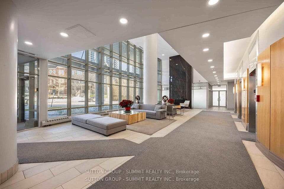 15 Windermere Avenue PH01, Toronto, ON M6S 5A2 – main photo