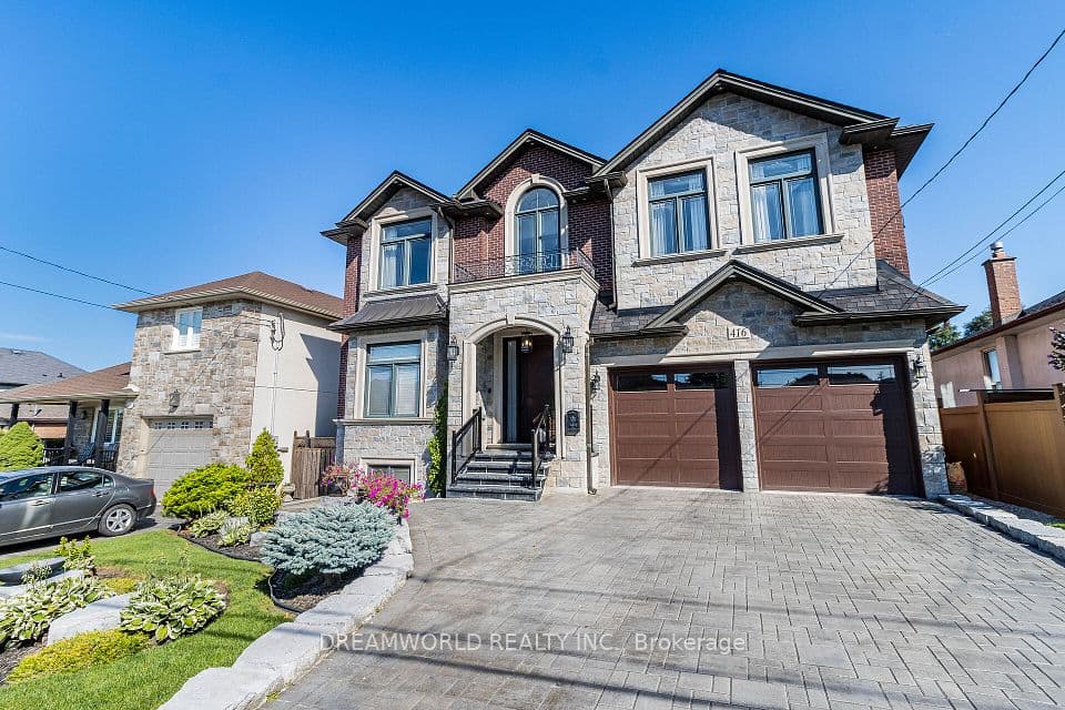 416 Rustic Road, Toronto, ON M6L 1W9 – photo 2