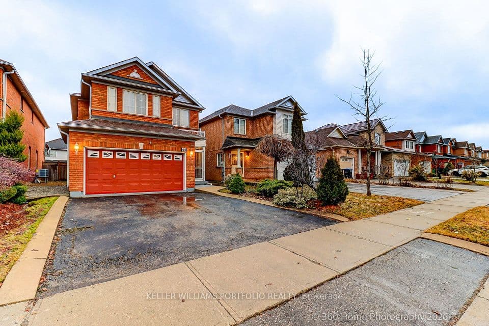45 Olympia Crescent, Brampton, ON L6X 4W2 – main photo
