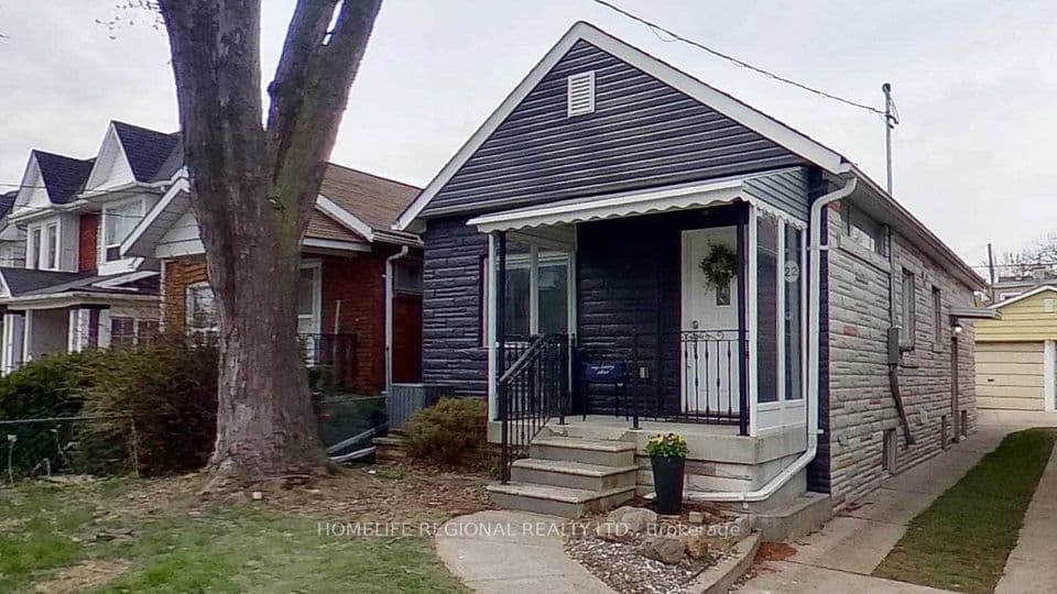 22 Criscoe Street, Toronto, ON M6N 3Y9 – main photo