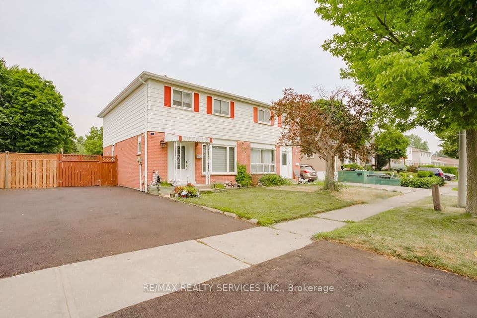 6 Lauderdale Road, Brampton, ON L6V 2B7 – photo 2