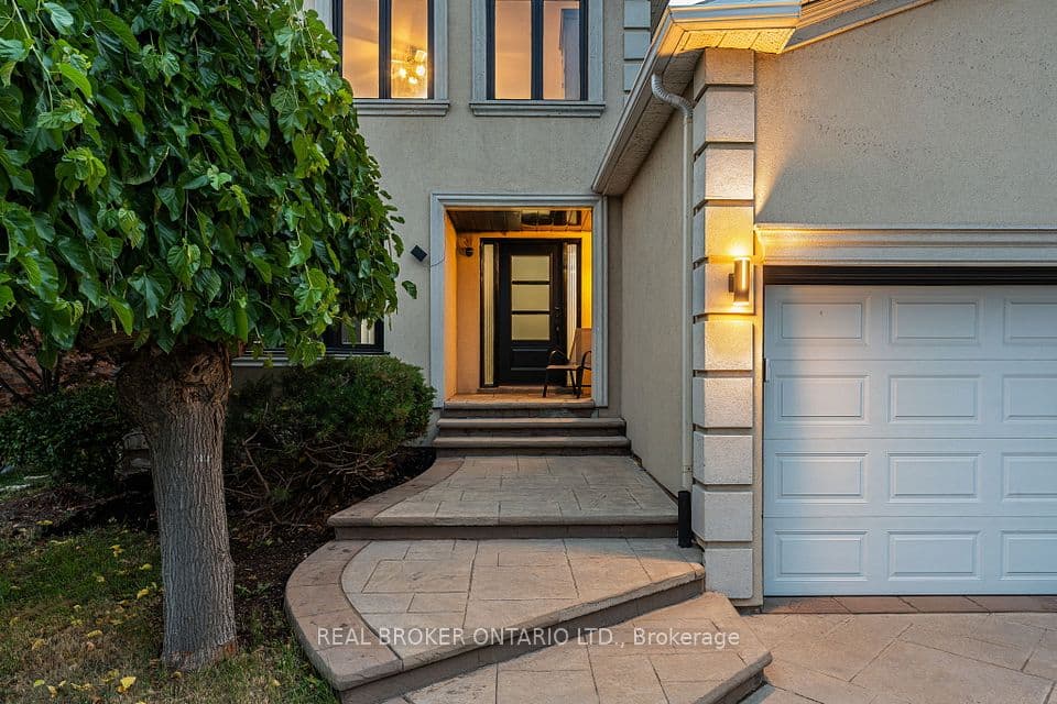 1221 Creekside Drive, Oakville, ON L6H 4Y8 – photo 3