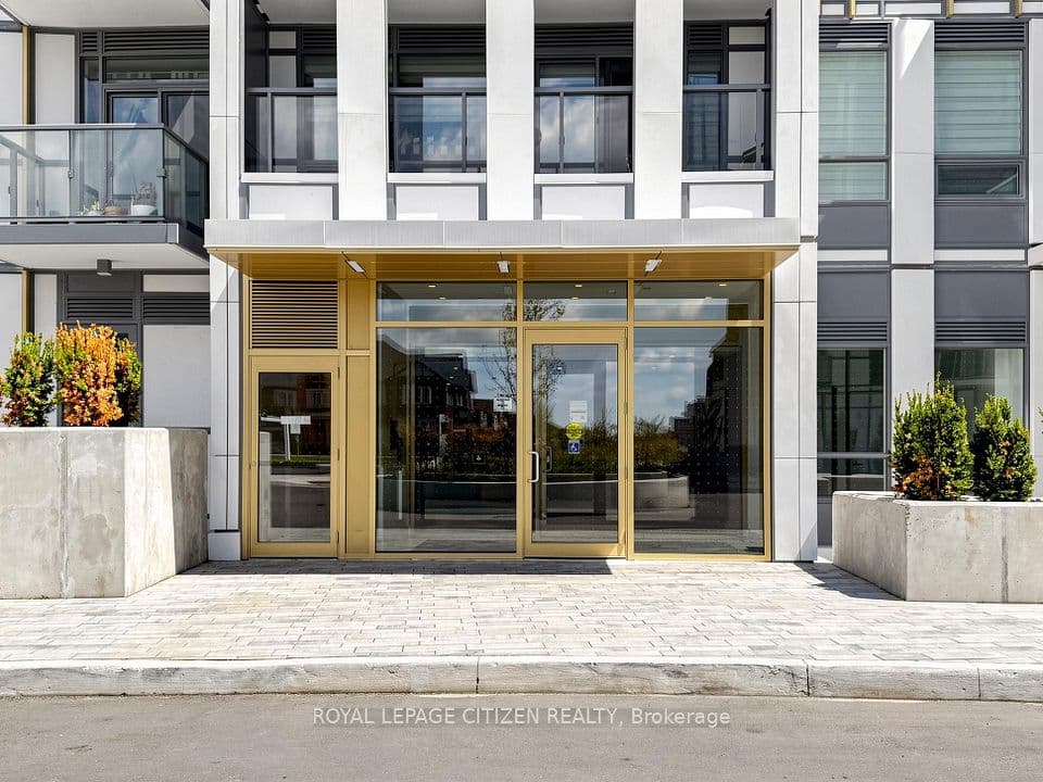 1005 Dundas Street 814, Oakville, ON L6H 8C7 – photo 2