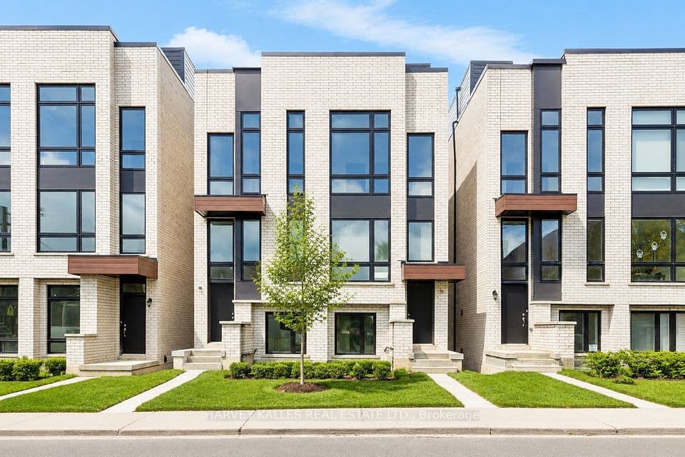 3 Innes Avenue, Toronto, ON M6E 0B2 – main photo