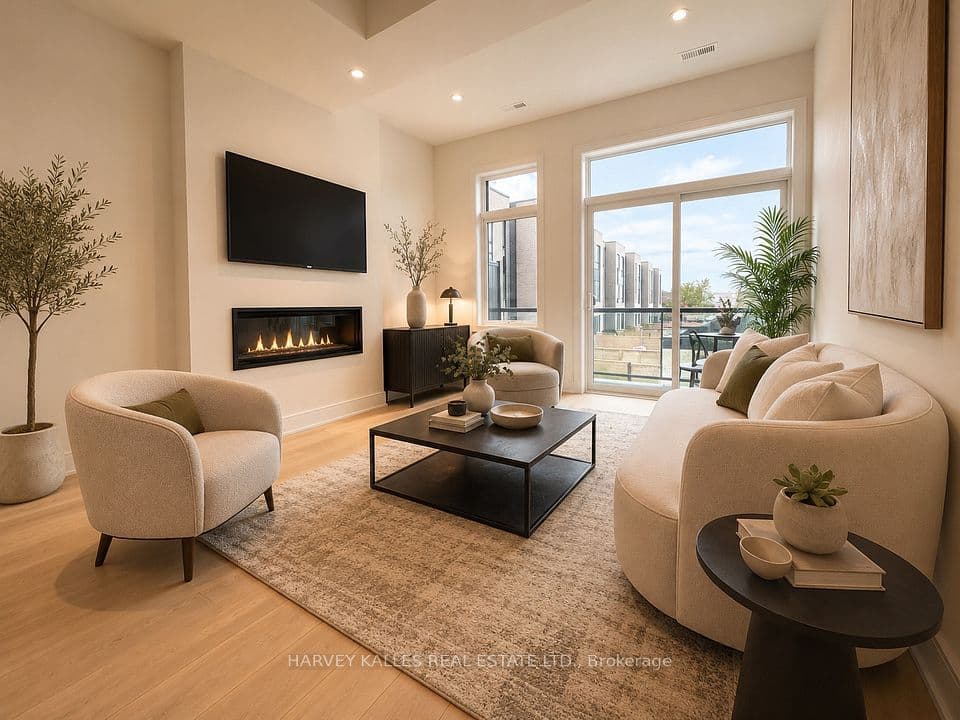 3 Innes Avenue, Toronto, ON M6E 0B2 – photo 3