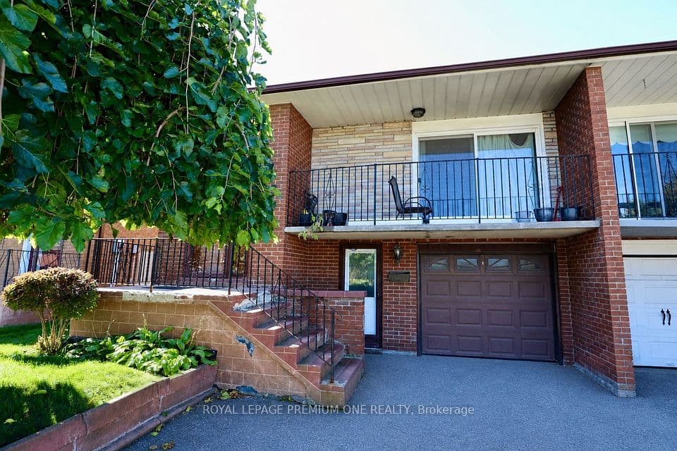 26 Royal Salisbury Way, Brampton, ON L6V 3J6 – photo 3