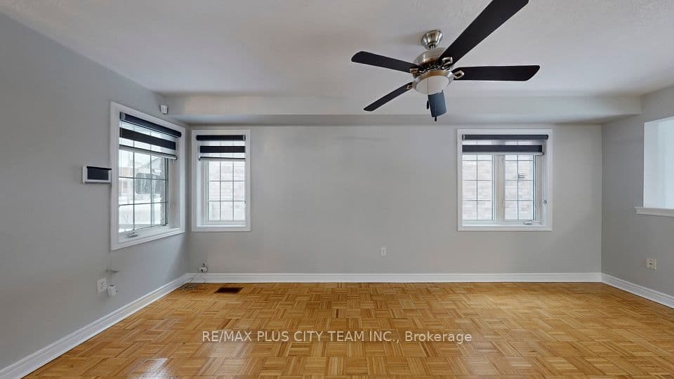 4 Slessor Lane, Brampton, ON L6P 1M3 – photo 3