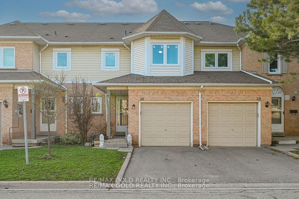 30 Wickstead Court, Brampton, ON L6R 1N8 – photo 2