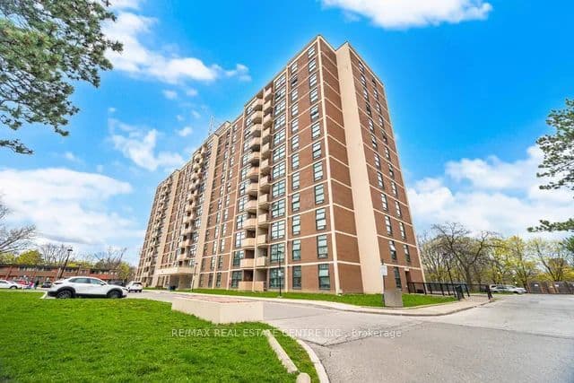 345 Driftwood Avenue 1009, Toronto, ON M3N 2P4 – main photo