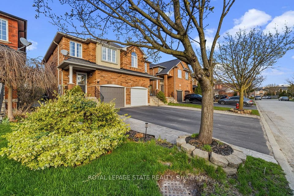 1795 Creek Way, Burlington, ON L7L 6R1 – photo 2