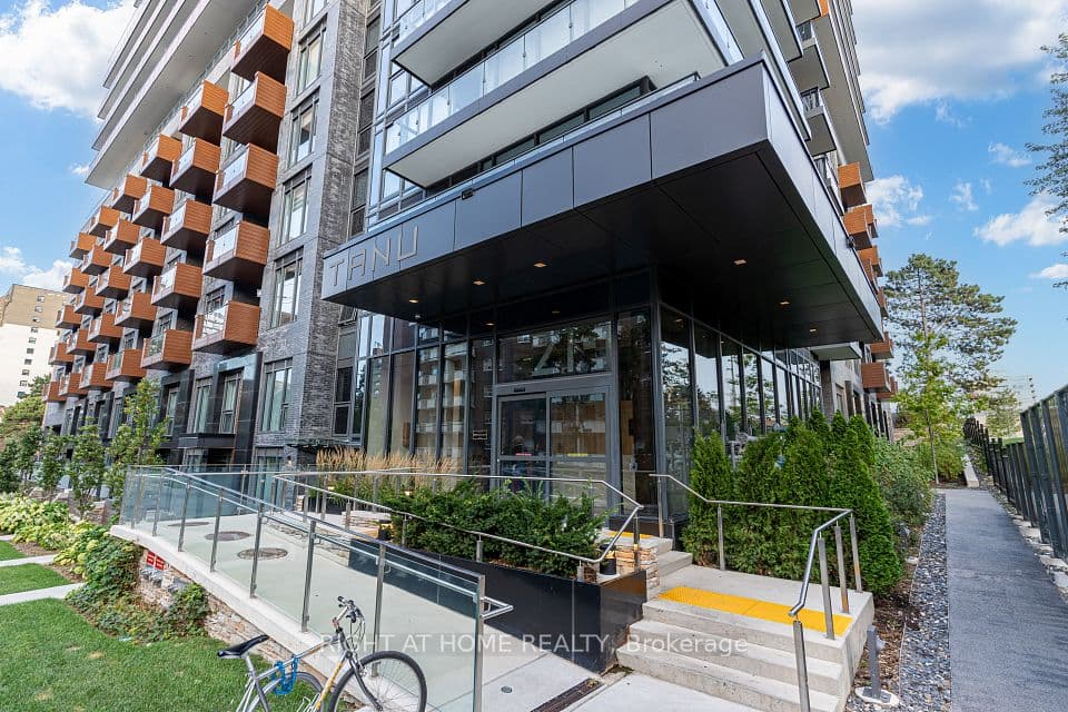 21 Park Street E 506, Mississauga, ON L5G 0C2 – photo 2