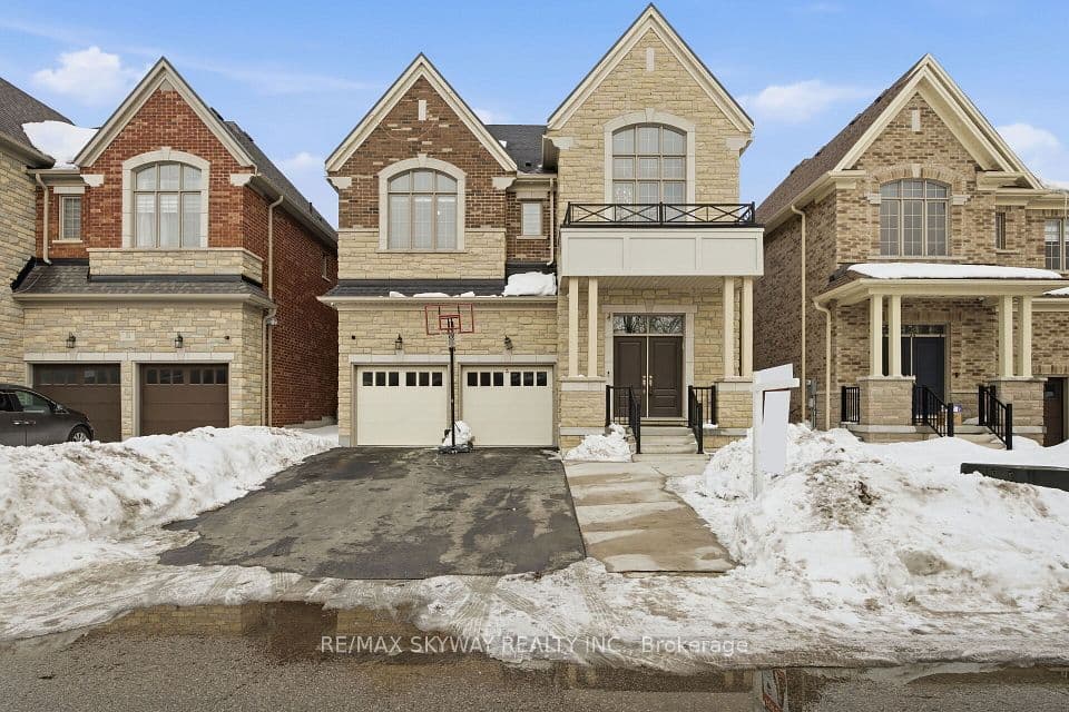 22 Tamworth Court, Brampton, ON L6Y 4S4 – main photo