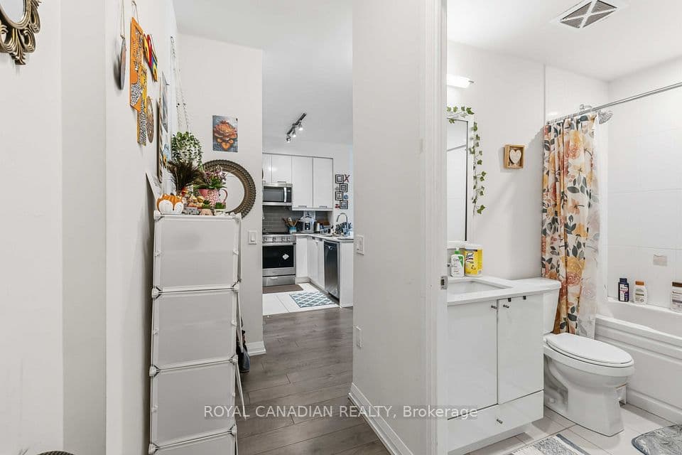 65 Watergarden Drive 1501, Mississauga, ON L5R 0G9 – photo 3