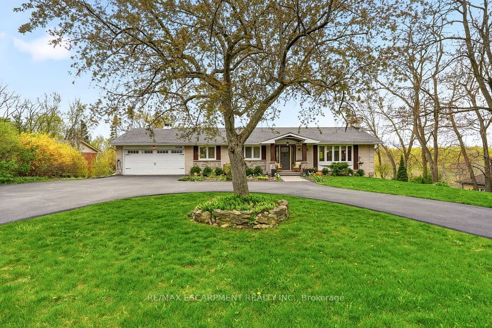5258 Cedar Springs Road, Burlington, ON L7P 0B9 – photo 2