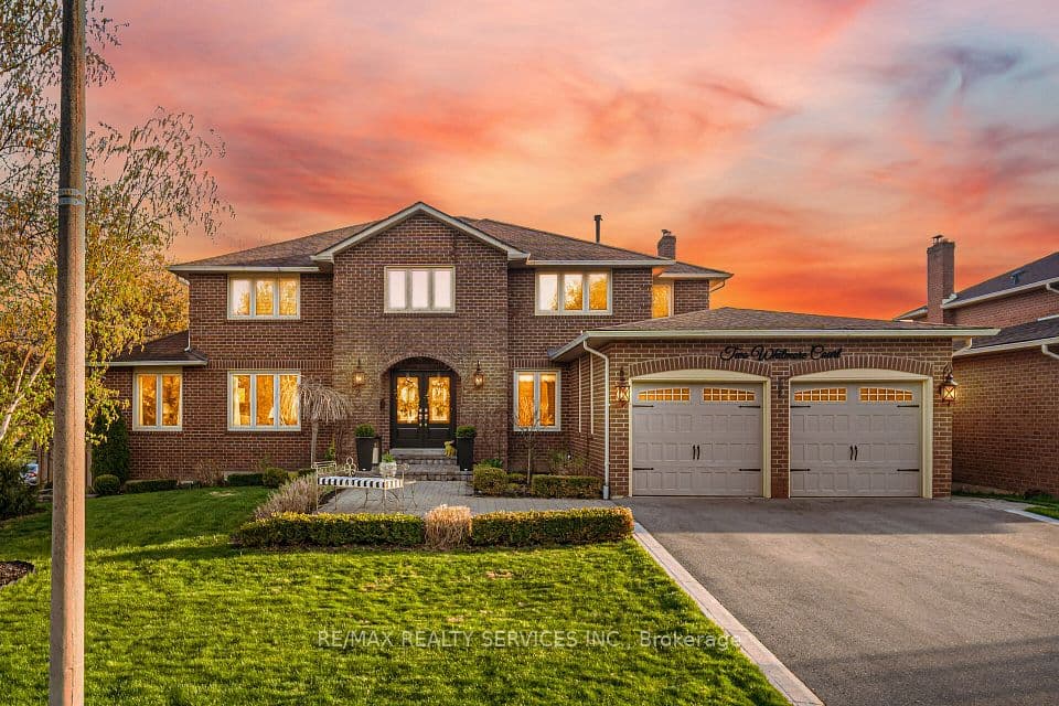 2 WHITMORE Court, Brampton, ON L6Z 2A5 – main photo