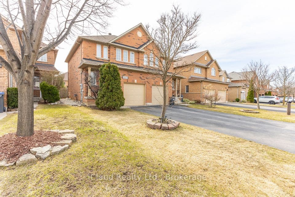 3842 Ridgepoint Way, Mississauga, ON L5N 7T9 – photo 2