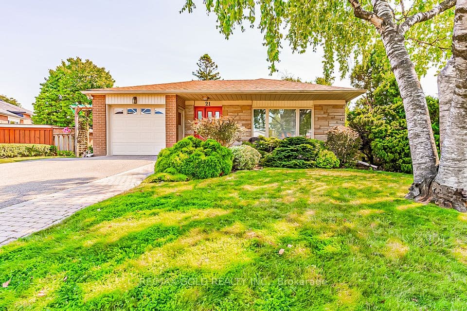21 Aberdeen Crescent, Brampton, ON L6T 2P8 – photo 3