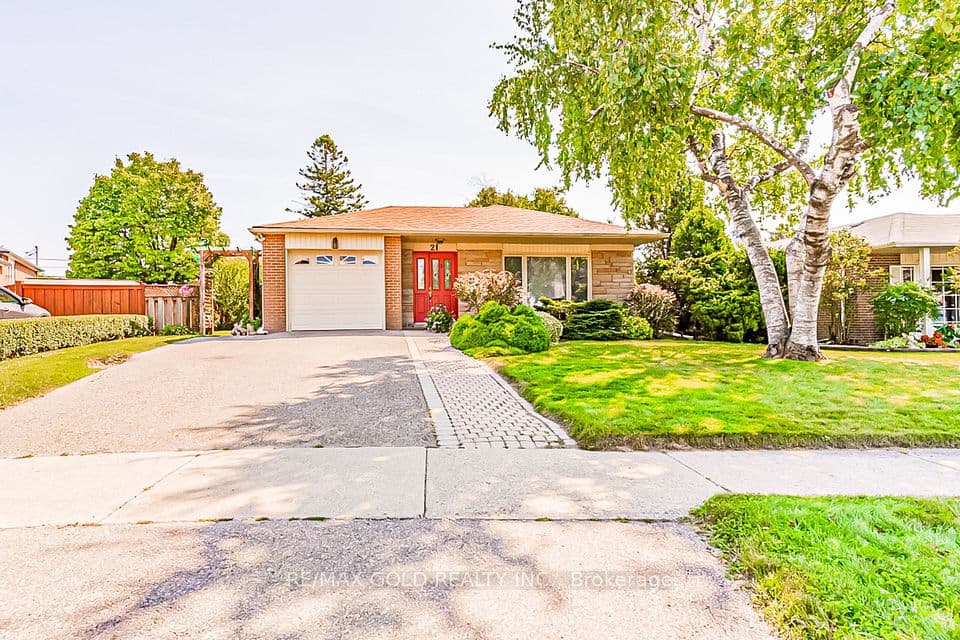 21 Aberdeen Crescent, Brampton, ON L6T 2P8 – main photo