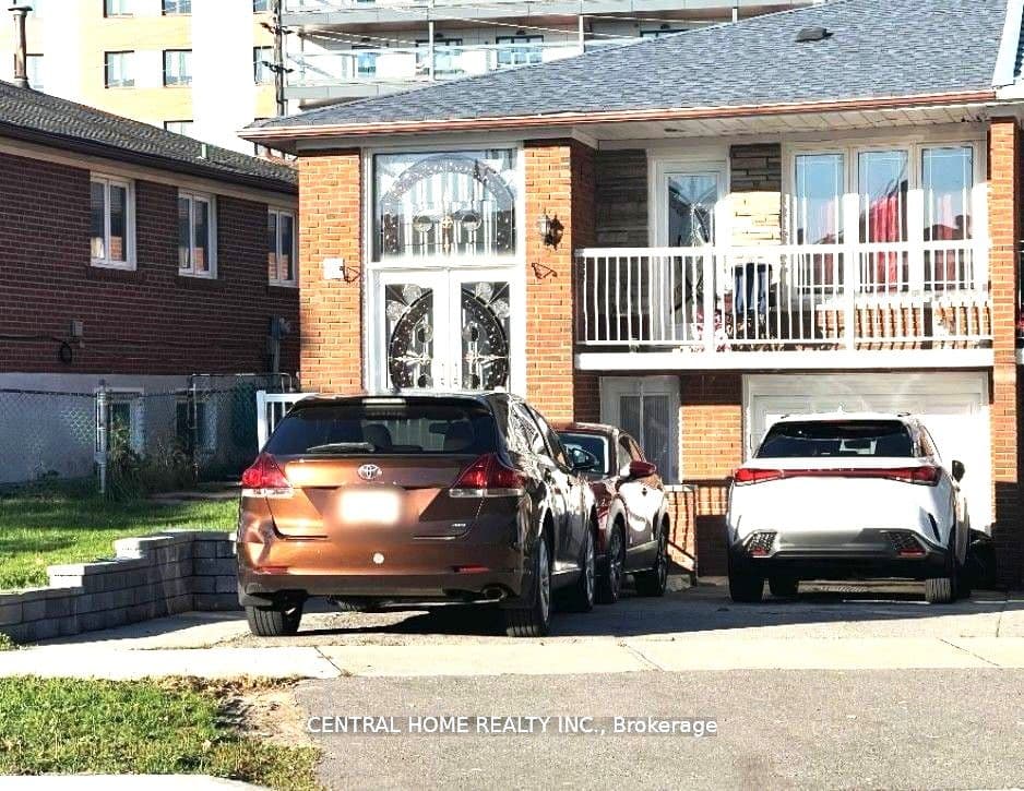 59 Blaney Crescent, Toronto, ON M3N 1L3 – main photo