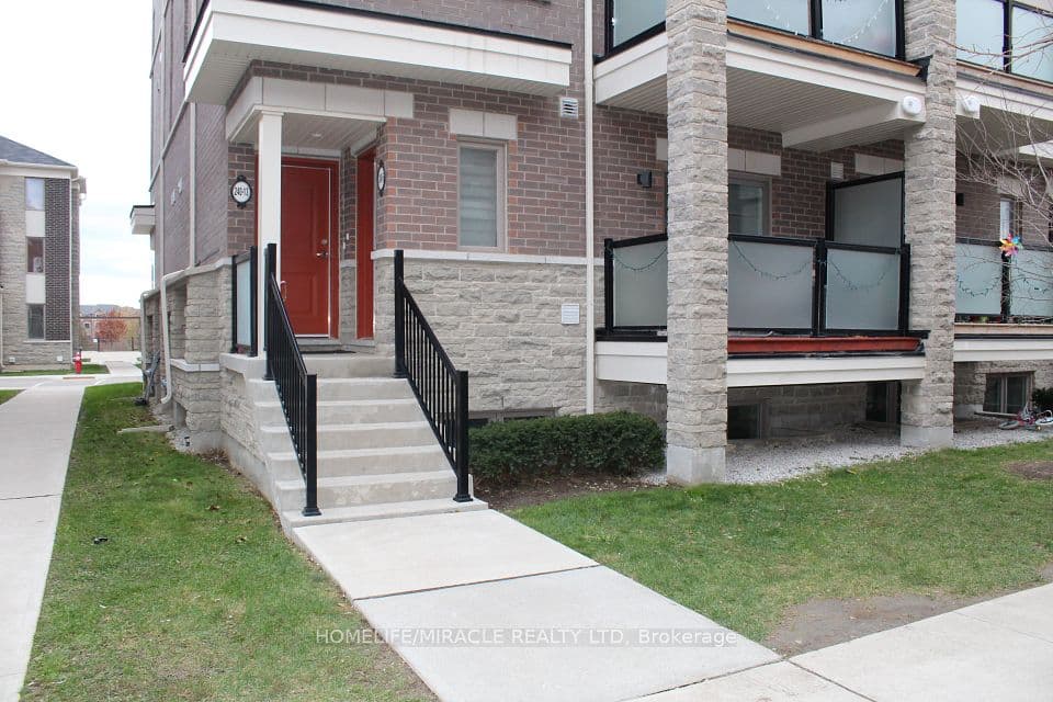 240 Lagerfeld Drive 5, Brampton, ON L7A 5G9 – photo 2