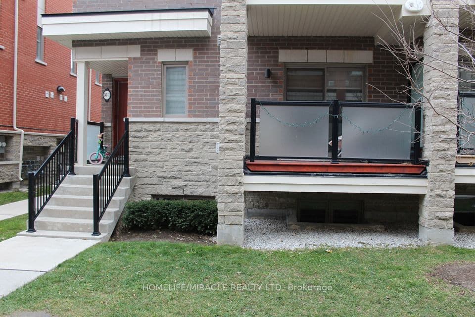 240 Lagerfeld Drive 5, Brampton, ON L7A 5G9 – photo 3