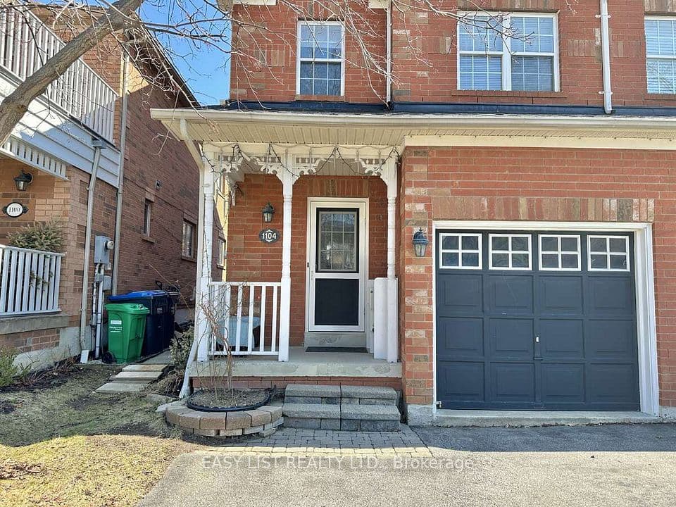 1104 Carding Mill Place, Mississauga, ON L5W 1C4 – photo 2