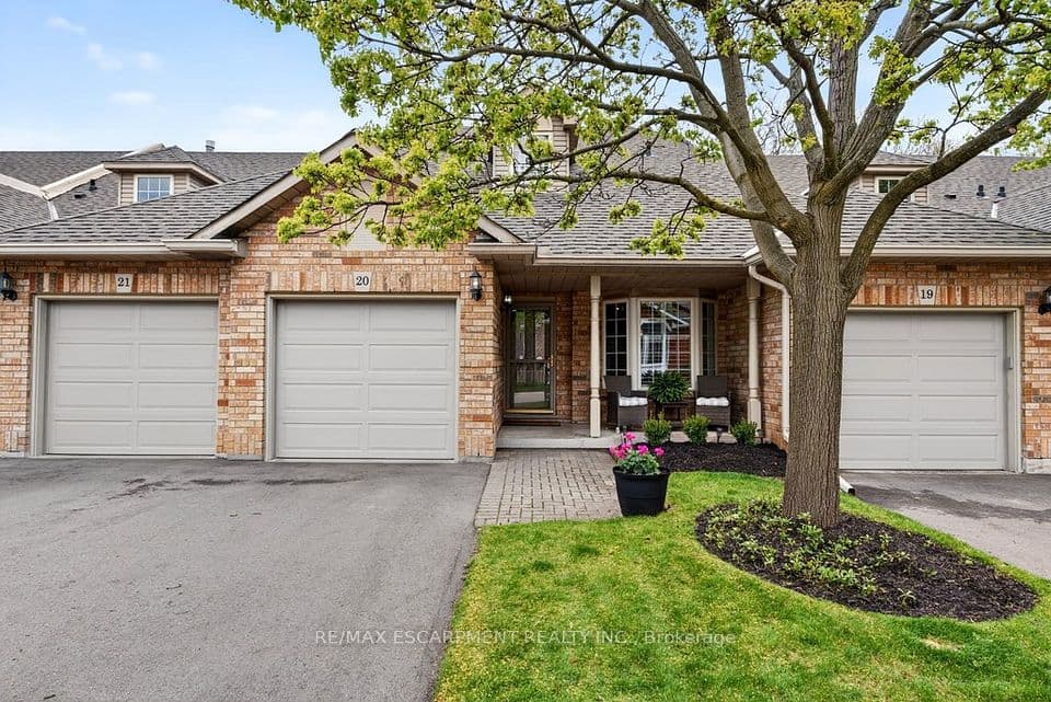 2350 New Street 20, Burlington, ON L7R 4P8 – photo 2