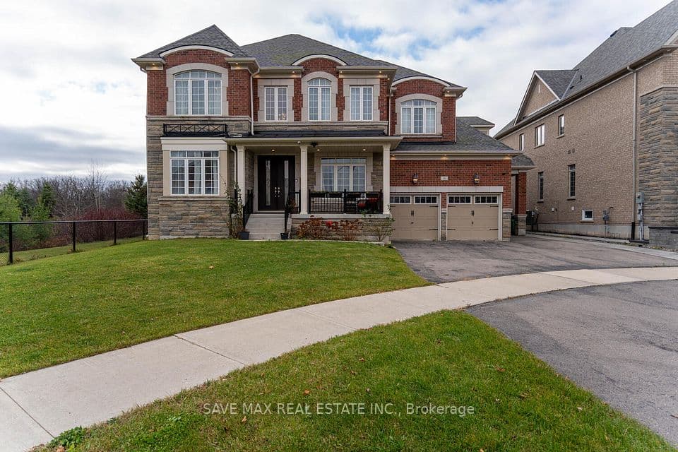 16 Layton Street, Brampton, ON L6P 4H4 – main photo