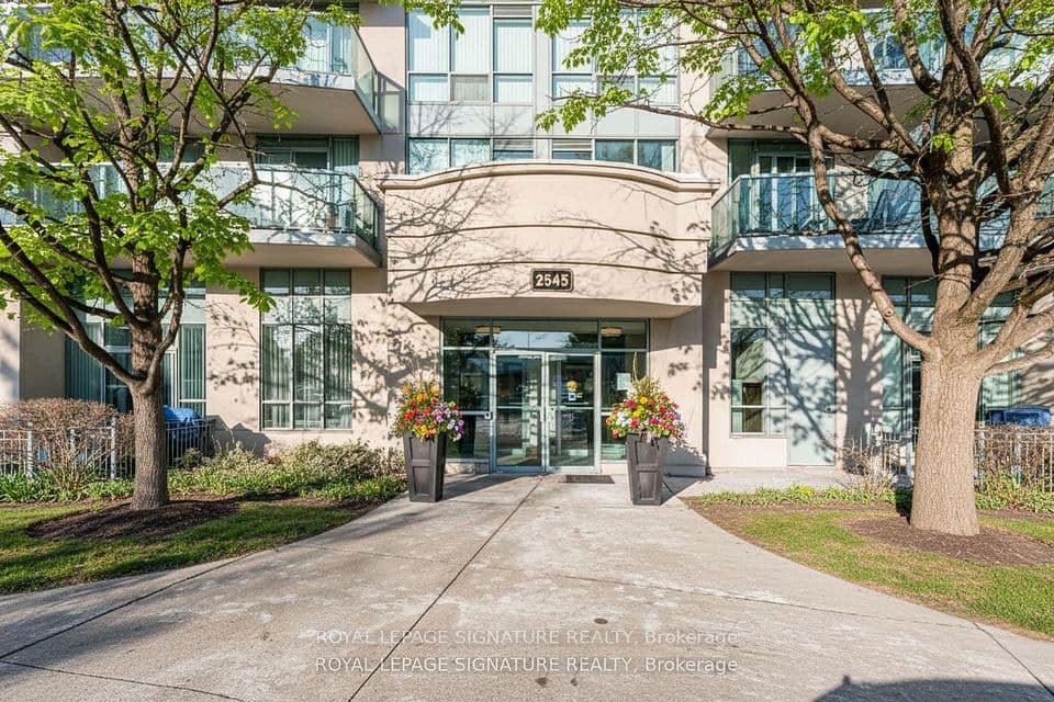 2545 Erin Centre Boulevard 1703, Mississauga, ON L5M 6Z9 – photo 2