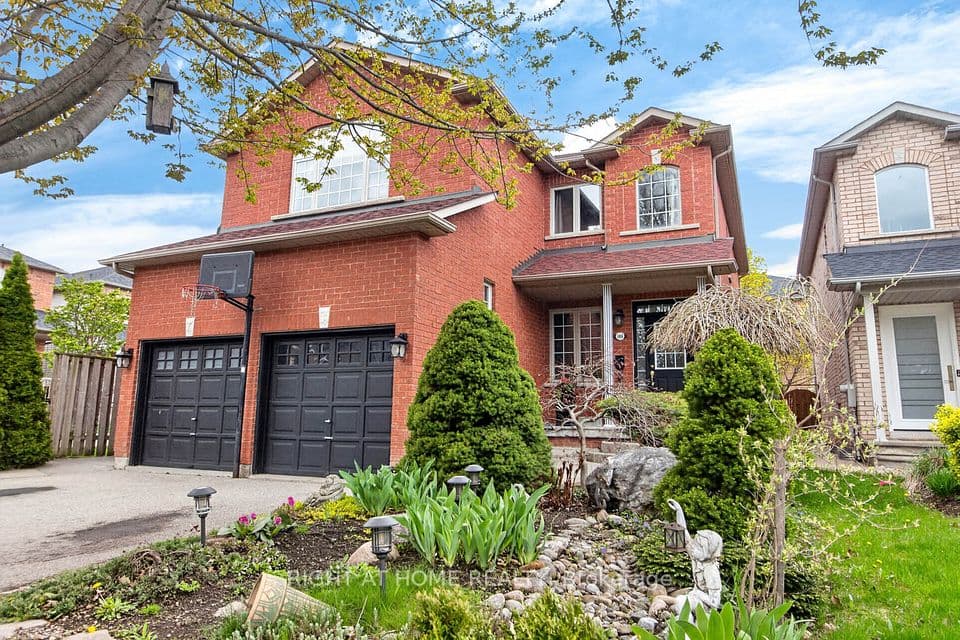 5956 Rayshaw Crescent, Mississauga, ON L5M 2P2 – main photo