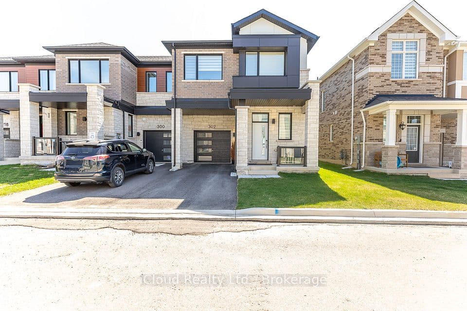 302 Calla Point, Milton, ON L9T 2X5 – main photo