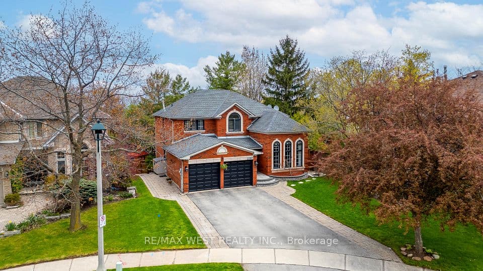 2197 Shaftesbury Court, Oakville, ON L6H 6C6 – photo 3