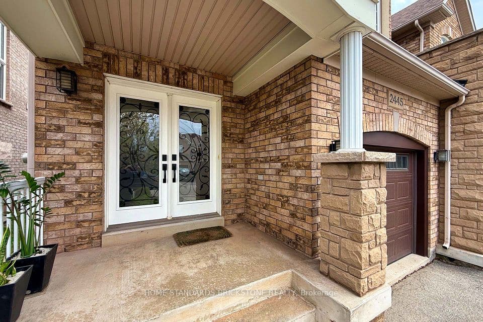2445 Felhaber Crescent, Oakville, ON L6H 7N8 – photo 3
