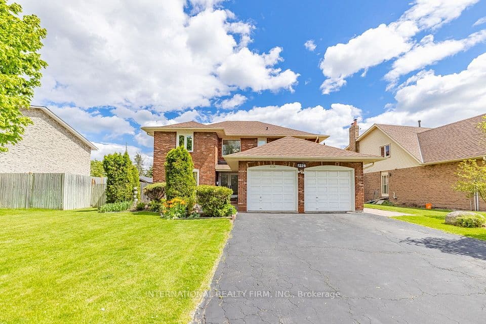 1236 Fleet Street, Mississauga, ON L5H 3P5 – main photo