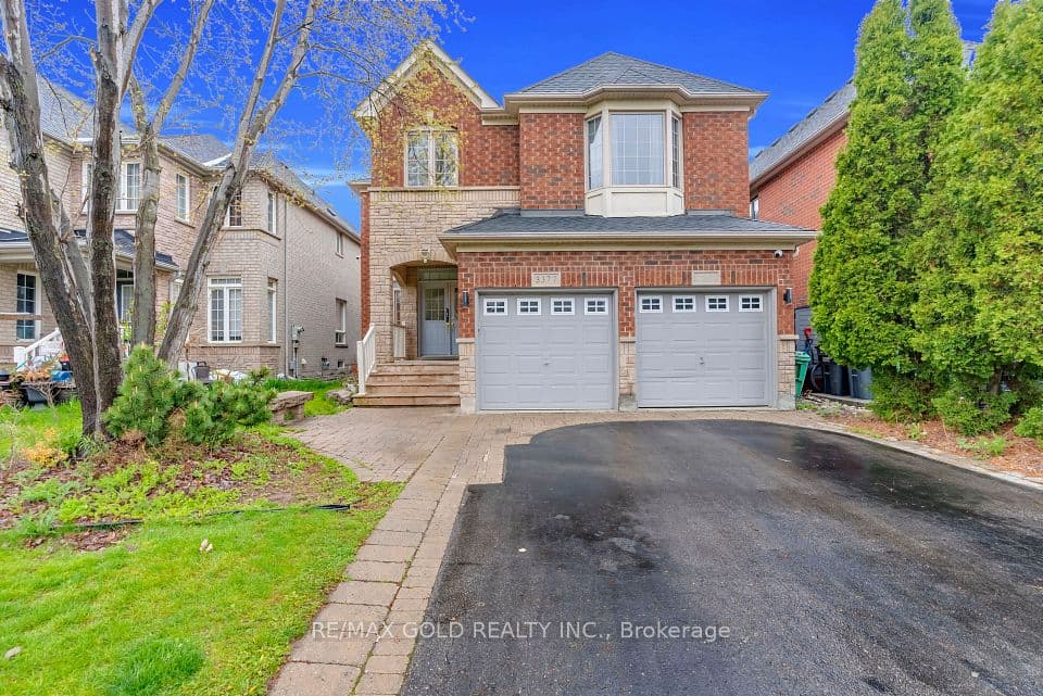 3377 Destination Drive, Mississauga, ON L5M 7W6 – main photo