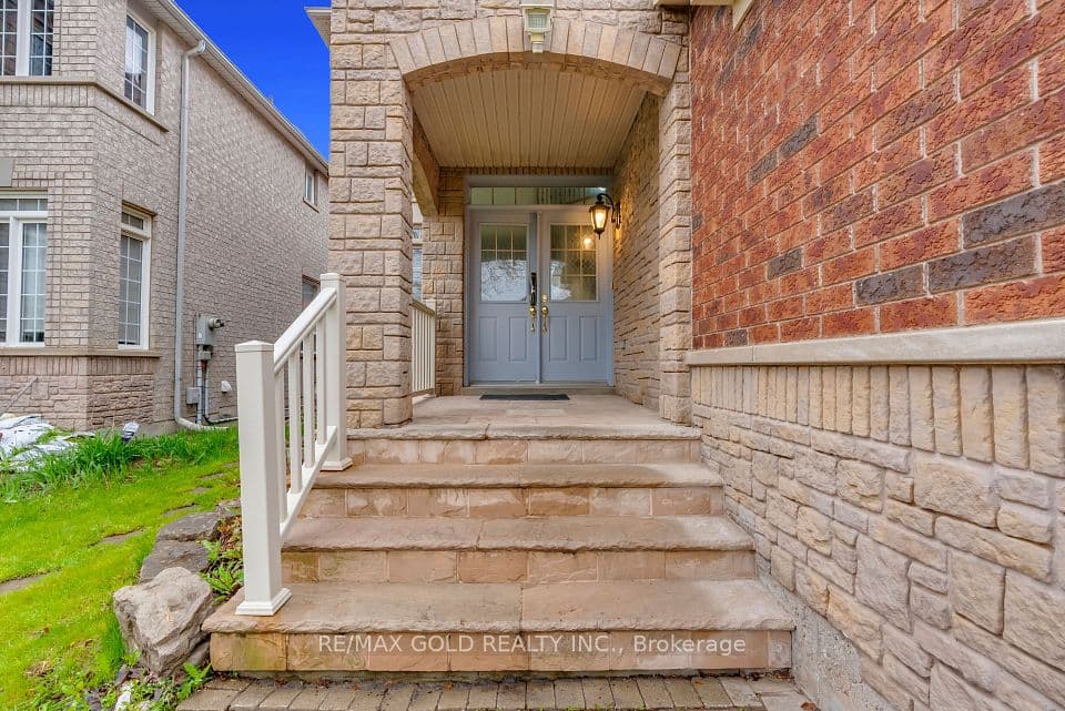 3377 Destination Drive, Mississauga, ON L5M 7W6 – photo 3
