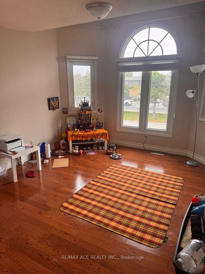 26 Brownridge Court N, Brampton, ON L6W 4L4 – photo 3