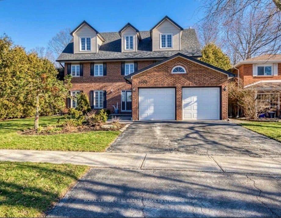 1462 Grand Boulevard, Oakville, ON L6H 3E6 – main photo