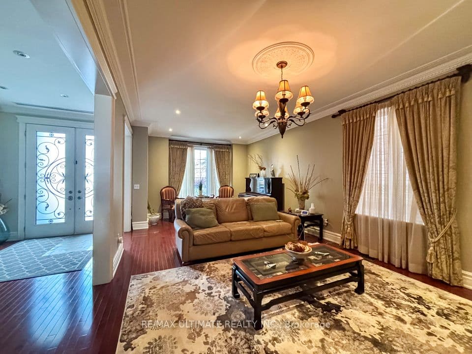 38 Wilmar Road, Toronto, ON M9B 3R9 – photo 2
