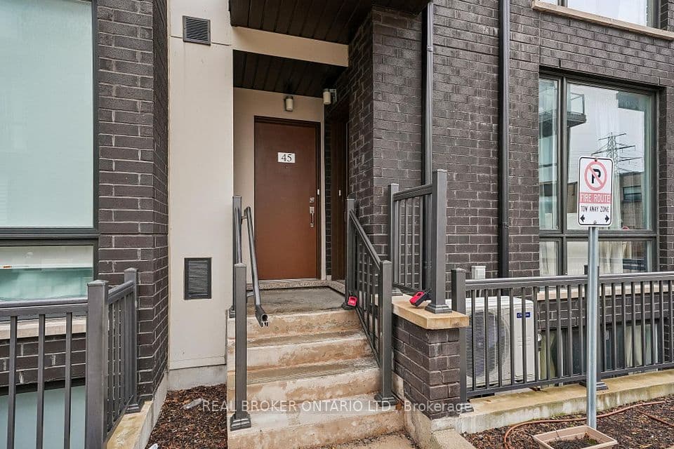 26 Fieldway Road 46, Toronto, ON M8Z 3L2 – photo 3