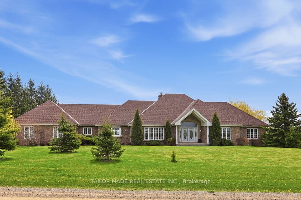 1749 Station Road, Caledon, ON L7C 3L2 – main photo