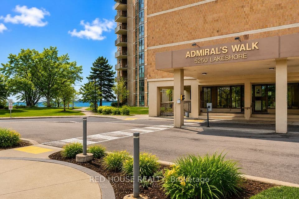 5250 Lakeshore Road 809, Burlington, ON L7L 5L2 – photo 3