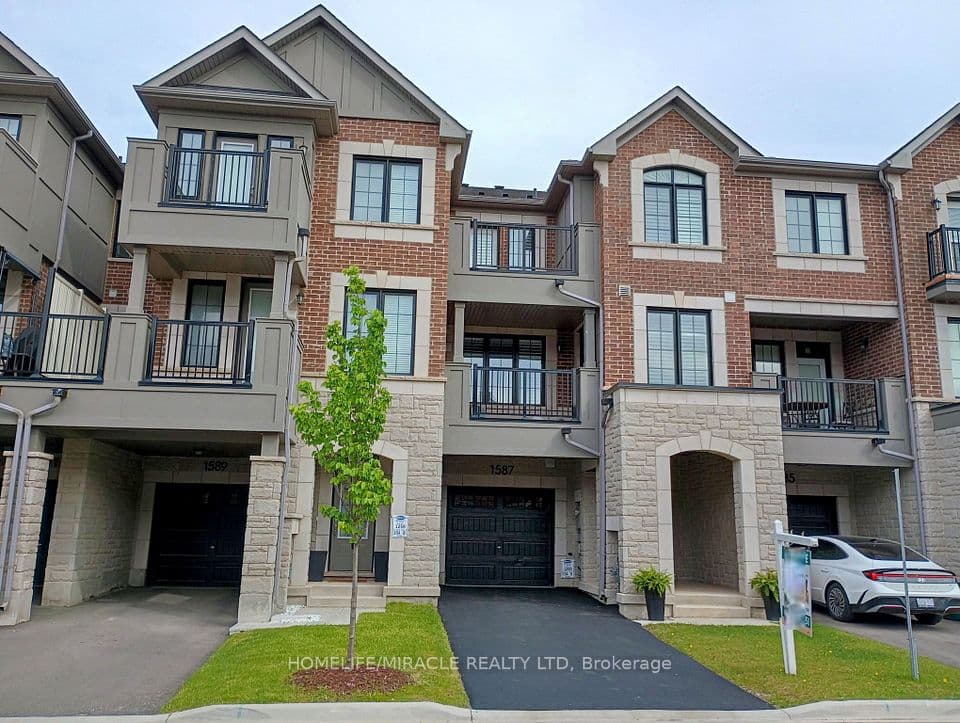 1587 Moira Crescent, Milton, ON L9E 1X8 – main photo
