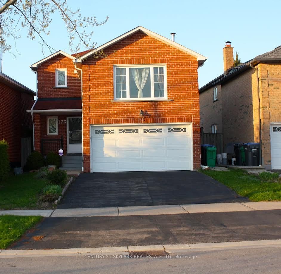 173 Lech Walesa Drive, Mississauga, ON L5B 3H1 – photo 2