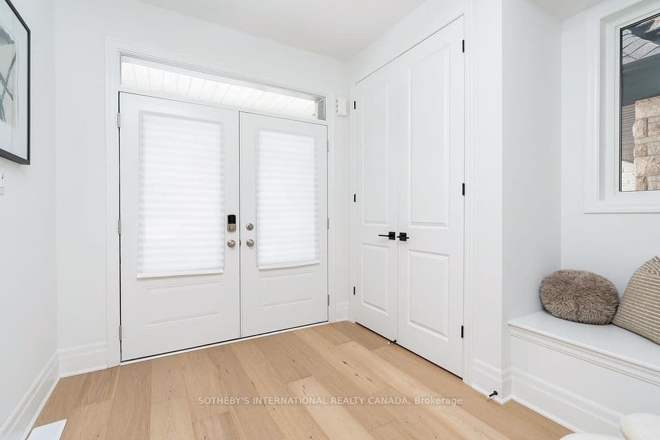 1556 Cookman Drive, Milton, ON L9E 2A7 – photo 3