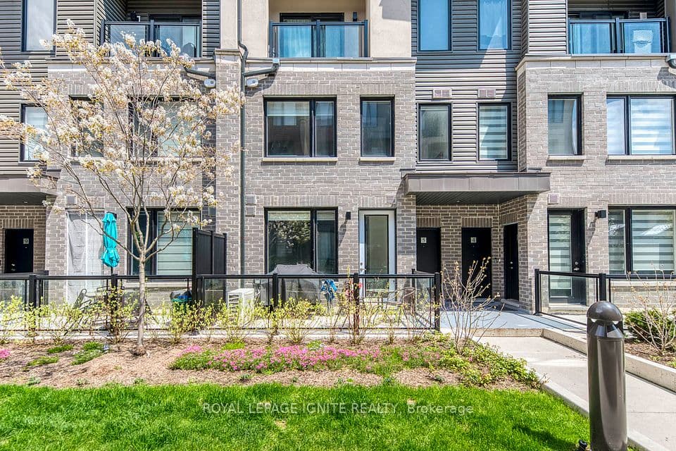 3562 Colonial Drive 6, Mississauga, ON L5L 0C1 – photo 2