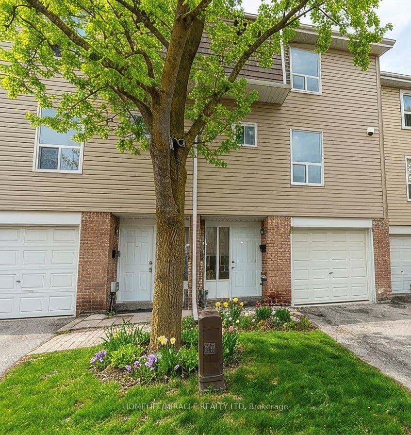 40 Ellis Drive, Brampton, ON L6T 4C4 – main photo